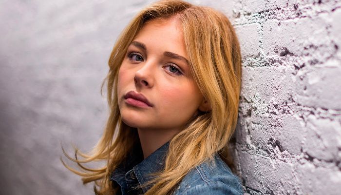 OMG Magazines: Chloe Grace Moretz American Model Actress Wiki Biography