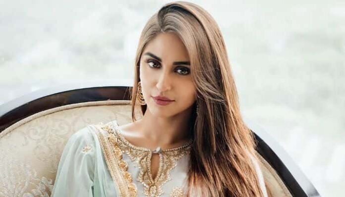 Indian actress Krystle DSouza