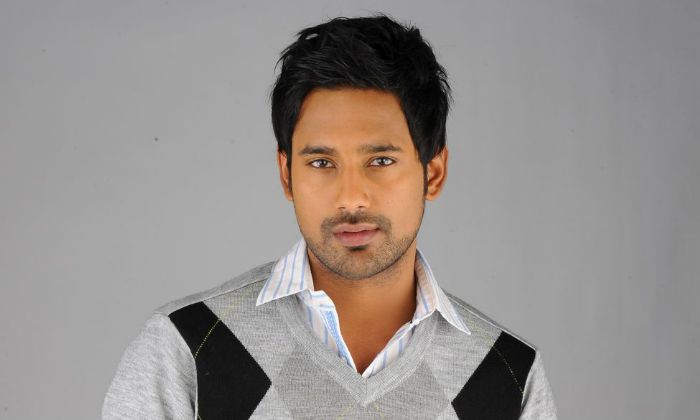 Varun Sandesh Biography