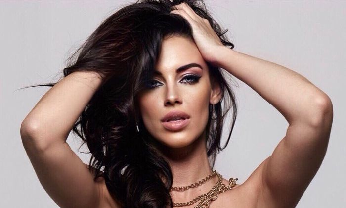Jessica Lowndes Biography Jessica Lowndes