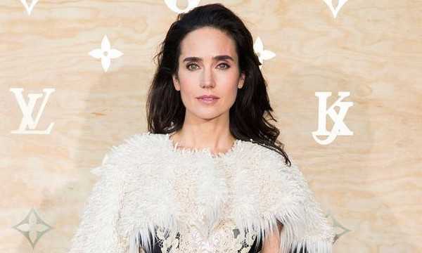 Jennifer Connelly's Net Worth 2023: Age, Height, Husband, Kids